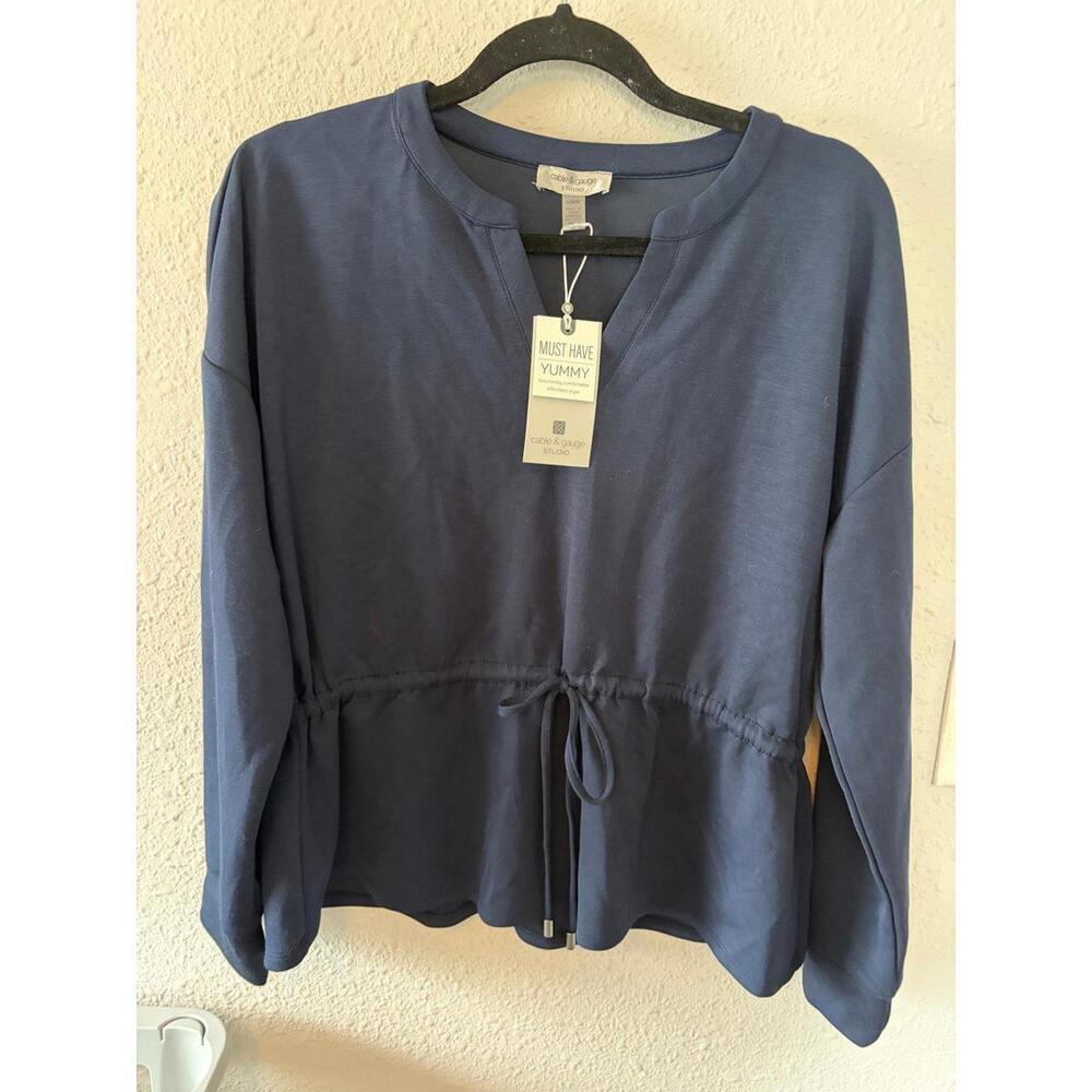 NWT Cable & Gauge Studio Navy Blue Blouse size L. Plush fabric